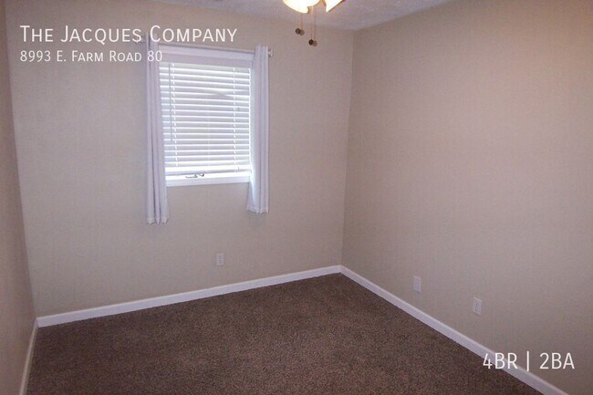 Building Photo - 8993 E Farm Rd 80