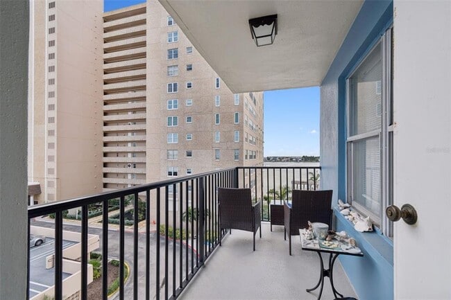 Building Photo - 5220 Brittany Dr S