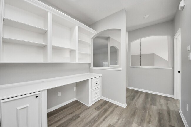 Building Photo - 13111 Porter Meadow Ln