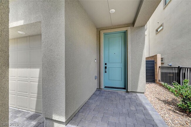 Building Photo - 11580 Midnight Melody Ave