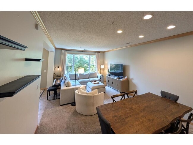 Building Photo - 8391 Townsend Dr