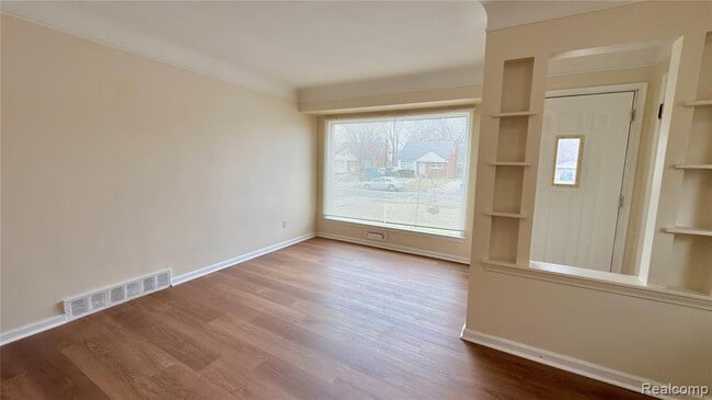 Building Photo - 291 Arlington St