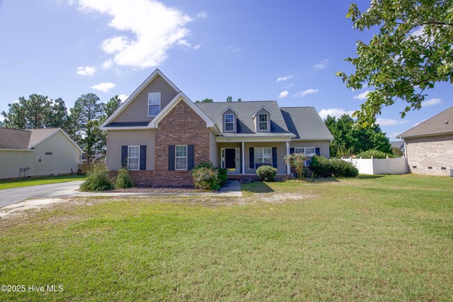 Primary Photo - 102 Newington Way