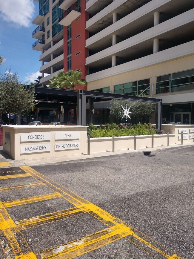 Building Photo - 1 Bedroom Condo in the Heart of Tampa