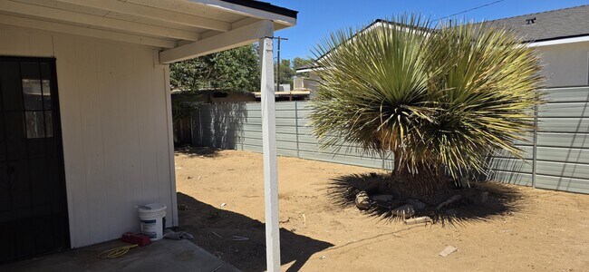 Building Photo - 7424 Borrego Trail