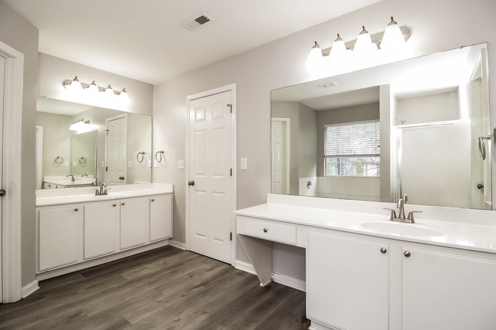 Building Photo - 2981 Courtland Oaks Trail SW