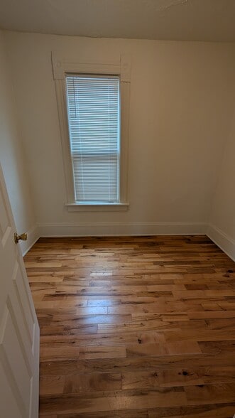 Building Photo - 3210 N Richards St