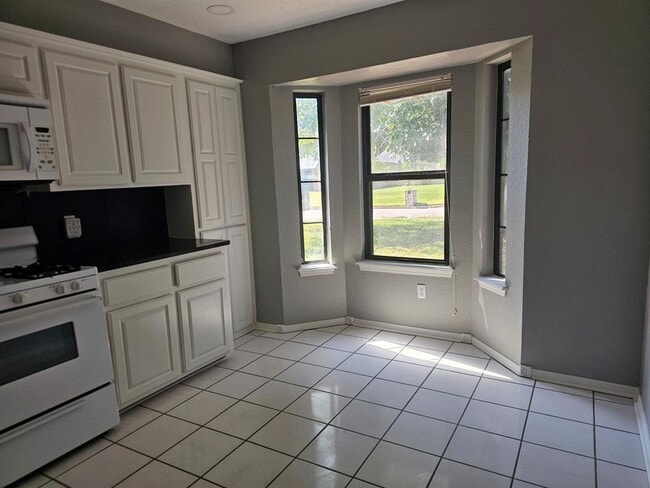 Building Photo - 14304 S Brent Dr