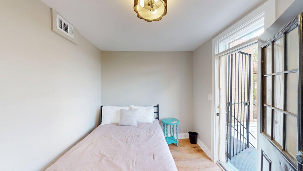 Building Photo - 1825 Providence St NE