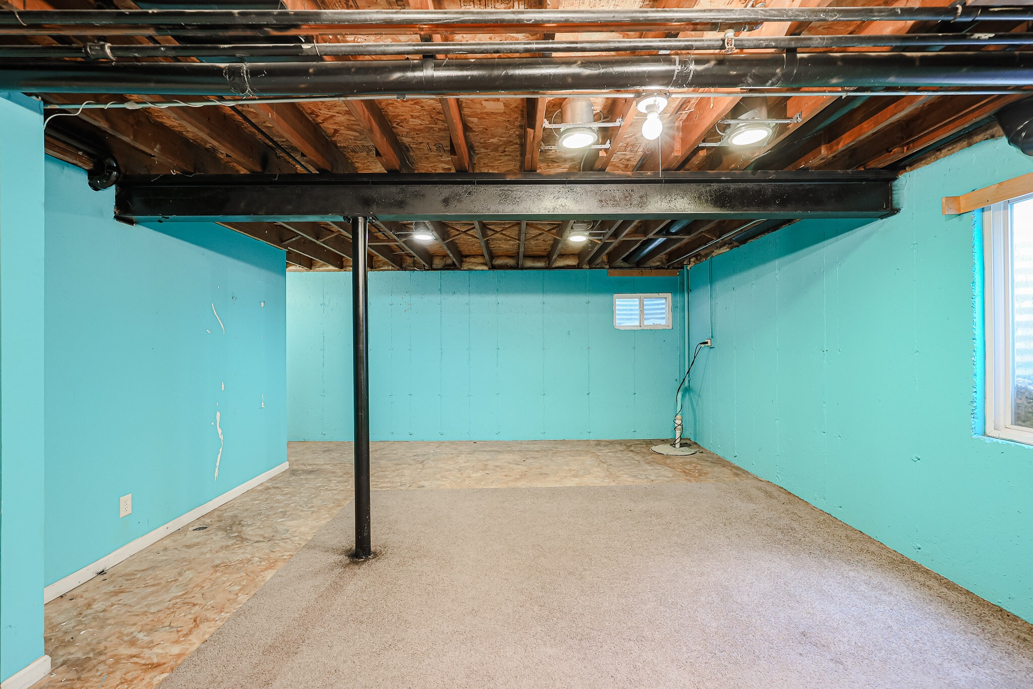 Building Photo - 607 Fox Ridge Dr