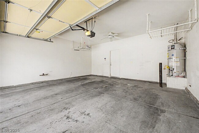 Building Photo - 758 Rise Canyon Dr