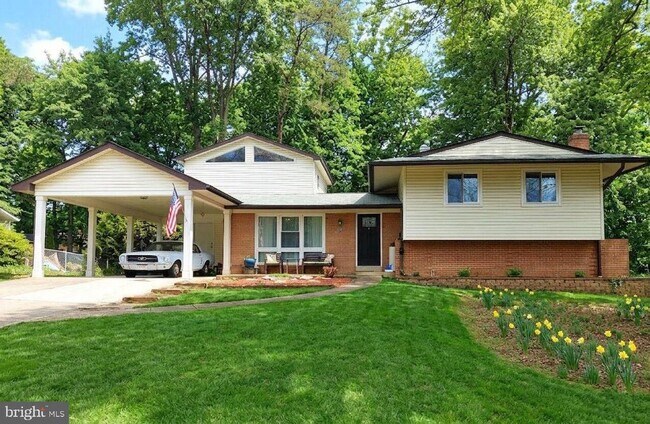 Building Photo - 11106 Del Rio Dr