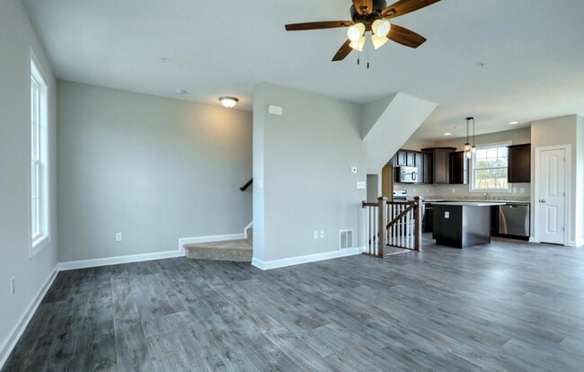 Building Photo - Dallastown Schools! Beautiful 3 Bedroom, 2.3 Bath Townhome!