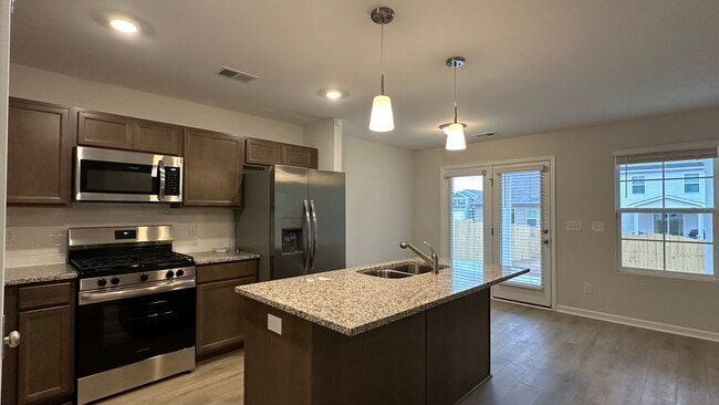 Building Photo - 730 Winged Seed Rd