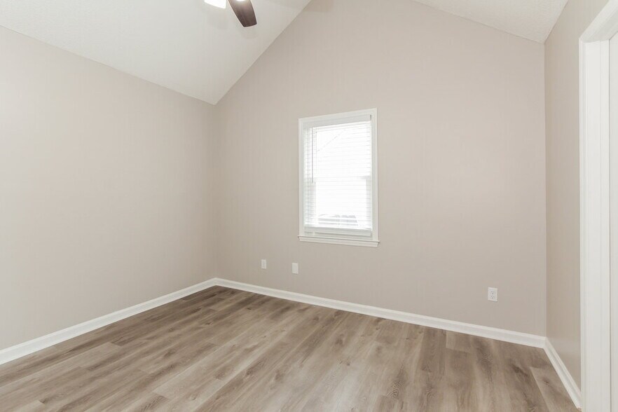 Building Photo - 4907 Hunters Knoll Dr