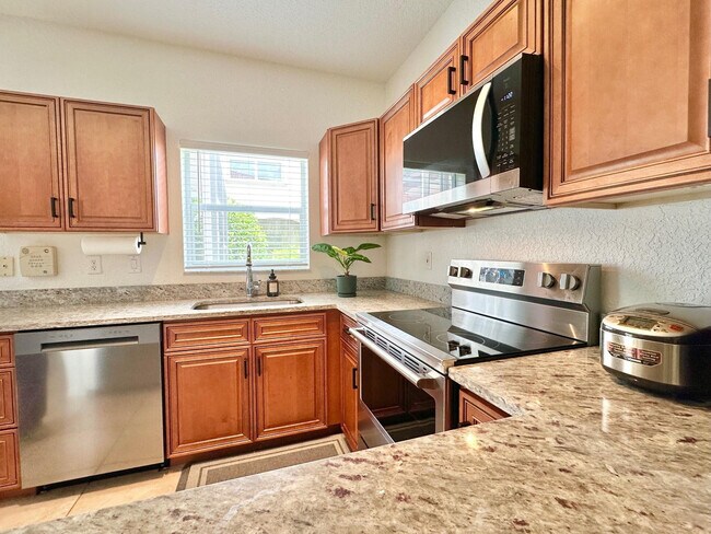 Building Photo - 639 NW 130th Way