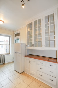 Building Photo - 7667 N Sheridan Rd