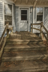 Building Photo - 336 College Ave