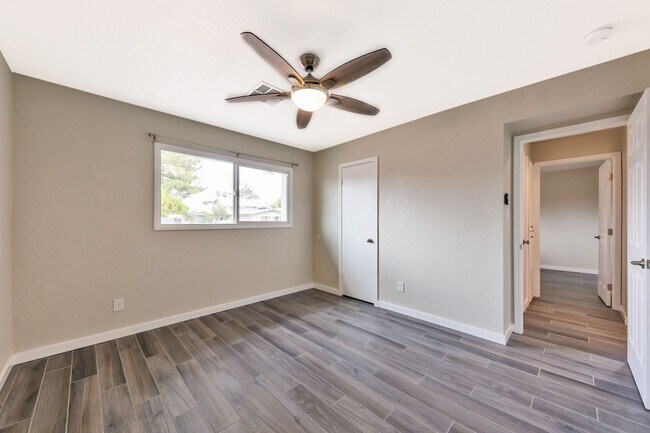 Building Photo - Remodeled home in amazing ASU neighborhood