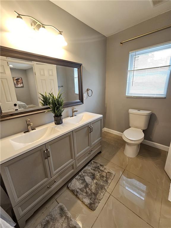 Building Photo - 2138 Donald Lee Hollowell Pkwy NW