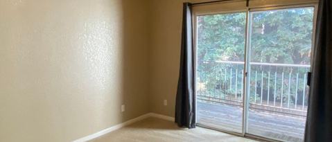 Building Photo - 1125 Eardley Ave