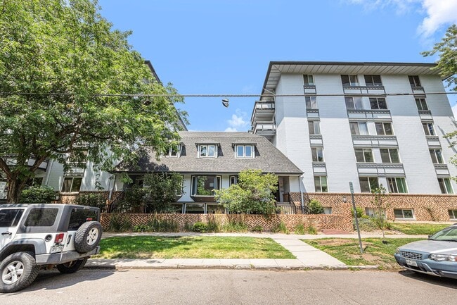 Primary Photo - Spacious 1 bedroom home in the heart of Ca...