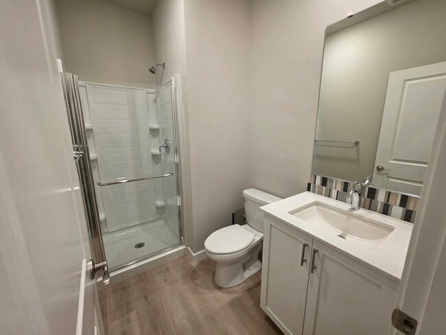 Building Photo - 21118 Meridian Dr SE