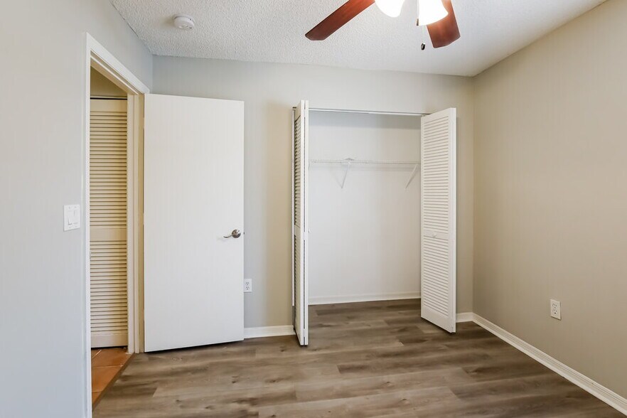 Building Photo - 3370 NW 78th Ave