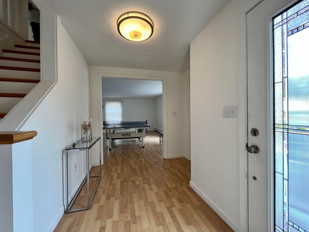 Building Photo - 22 River Bend Cir