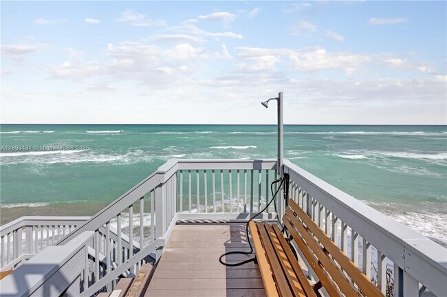 Building Photo - 5420 N Ocean Dr