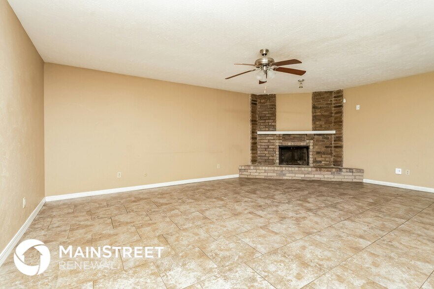 Building Photo - 6932 Sandstone Ct