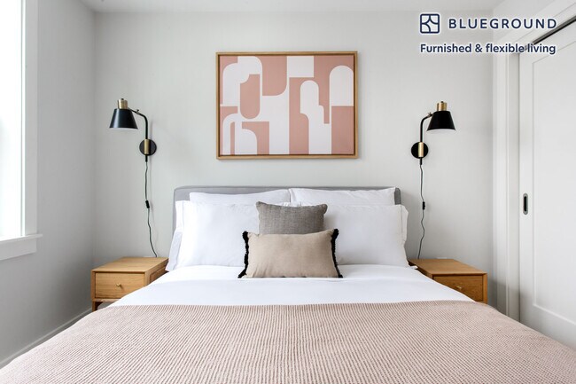 Building Photo - 123 Highland Ave