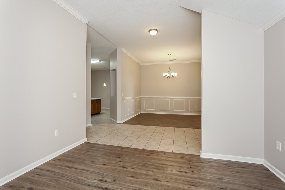 Building Photo - 3168 Tower Oaks Dr