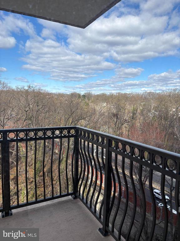 Building Photo - 2030 N Adams St