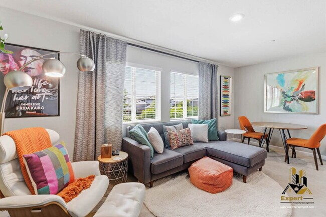 Building Photo - 8256 Schellhous Dr