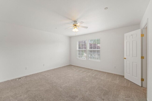 Building Photo - Spacious DuPont Home with A/C, Bonus Loft, Large Patio & Fully Fenced Yard!