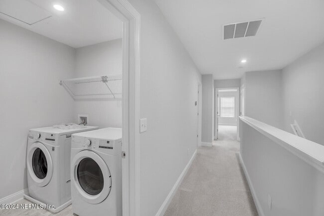 Building Photo - 14116 Sterely Ct S