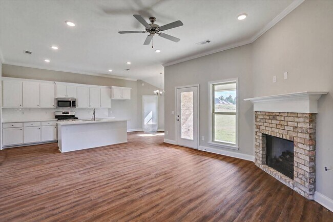 Building Photo - 577 Patrick Farms Dr