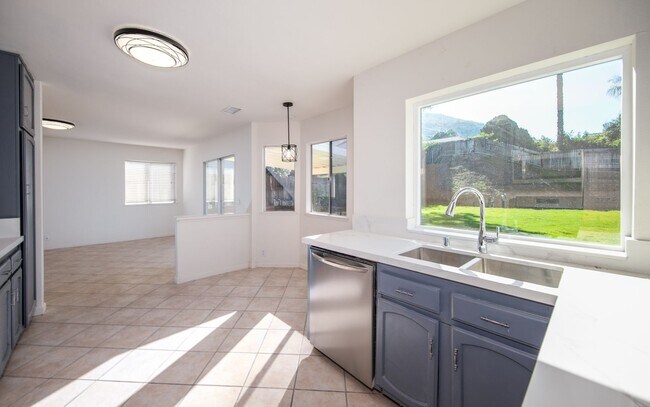 Building Photo - Beautiful 2 Story with Large Lot on Quiet ...