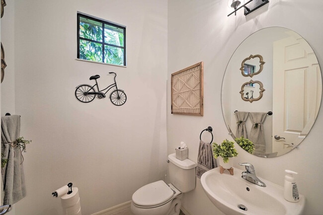 Building Photo - 8992 Cambria Cir