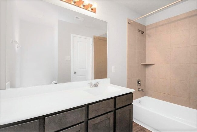 Building Photo - 24814 Puccini Pl