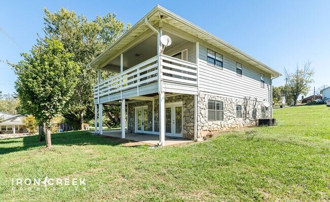 Primary Photo - 23 Brookdale Rd