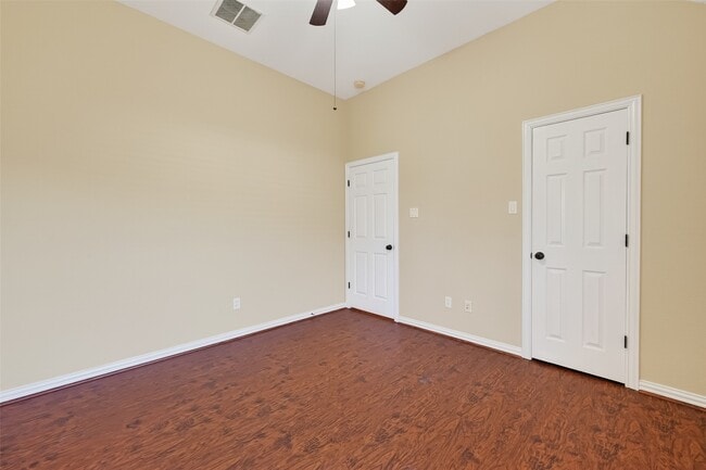 Building Photo - 5115 Field Briar Ln