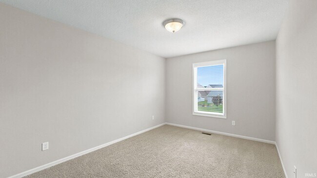 Building Photo - 422 Heyford Ct