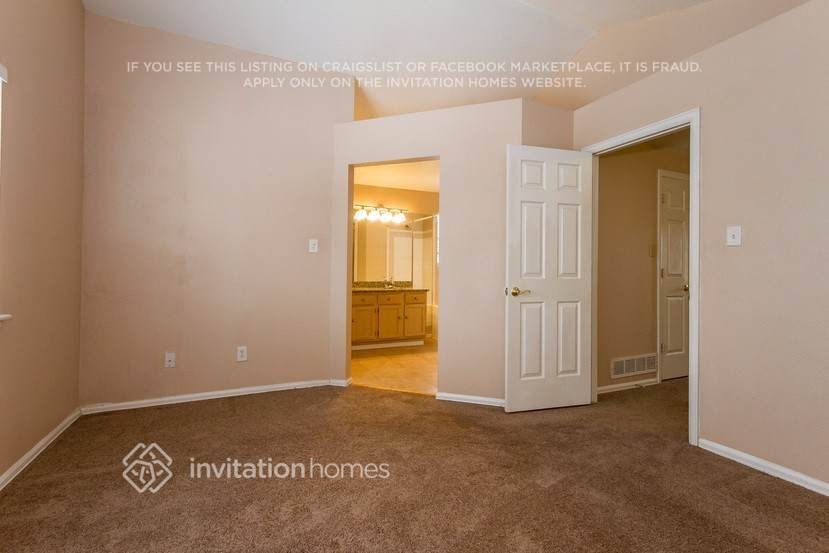 Building Photo - 12175 Elm Way