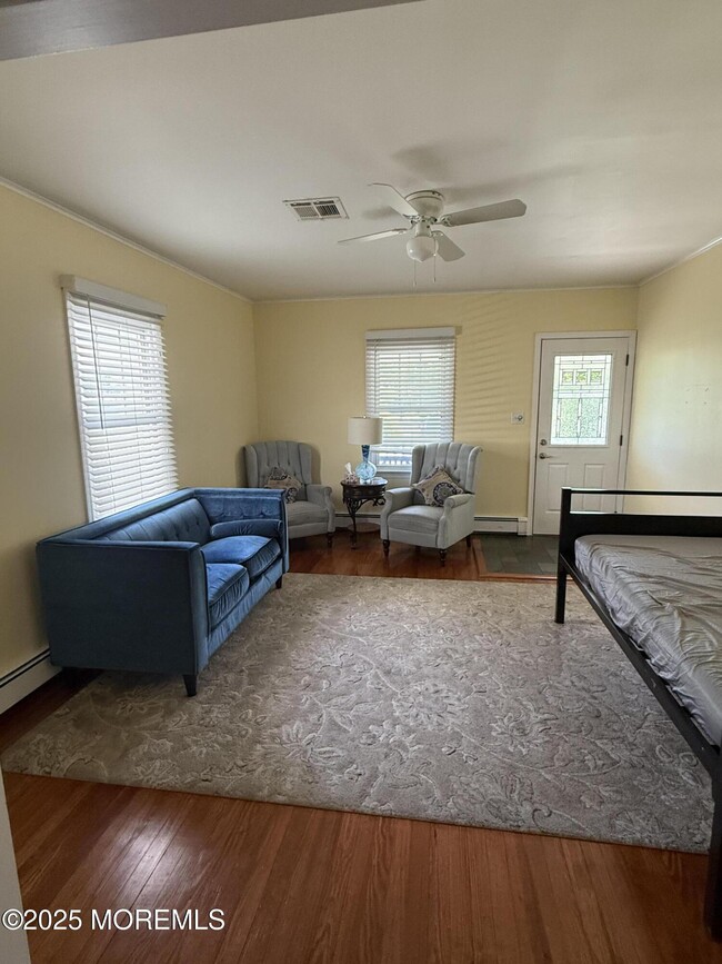 Building Photo - 34 Whalepond Rd