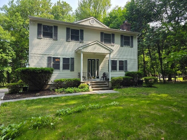 Building Photo - 455 Ridge Rd