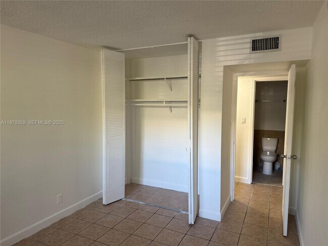 Building Photo - 1800 Sans Souci Blvd