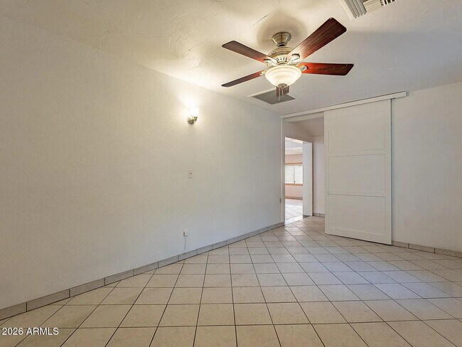 Building Photo - 17410 N 16th Ave