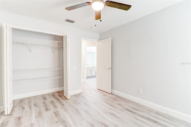 Building Photo - 29806 Morningmist Dr